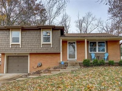 5604 N Quincy Ave, Kansas City, MO, 64119