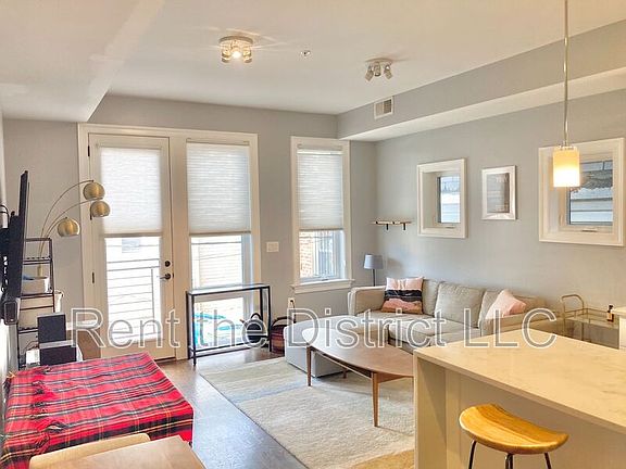 5th image of 4126 8th St NW #4