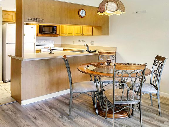 3rd image of 500 N Francisco Street #122