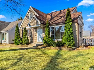 1015 E Fairoaks Ave, Peoria, IL, 61603