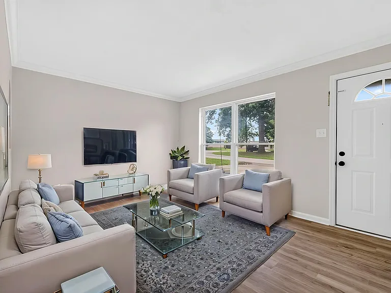 121 Sunglow Dr — Photo 2