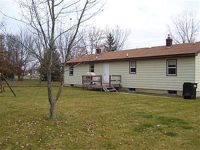 2nd image of 4442 12th St