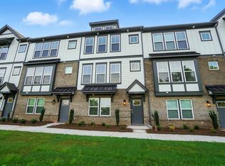 5033 Westmead Ln, Charlotte, NC 28262