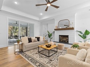 13610 Toccoa Dr, Midland, NC 28107