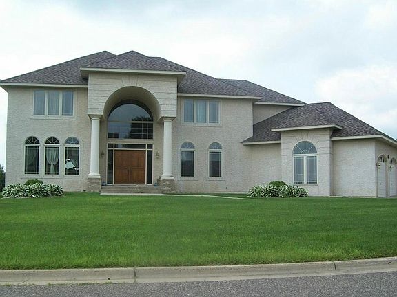 3rd image of 805 Heywood Rd