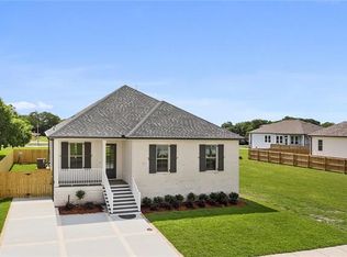 3921 Dominique Dr, Chalmette, LA 70043
