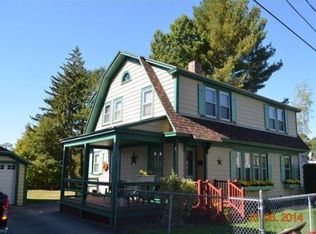 4 Parkin Ave, Taunton, MA 02780