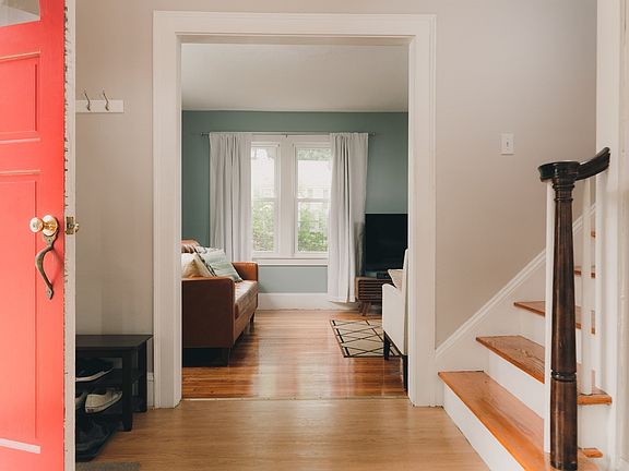 3rd image of 8 Liberty St