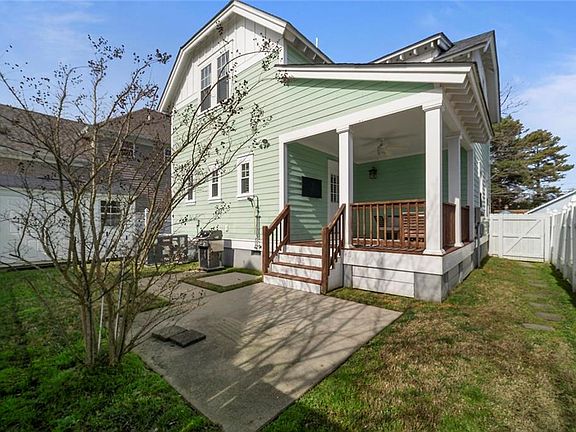 Great entertaining space with the exterior porch wired for cable