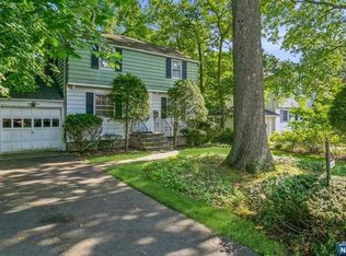 20 Midwood Rd, Tenafly, NJ 07670