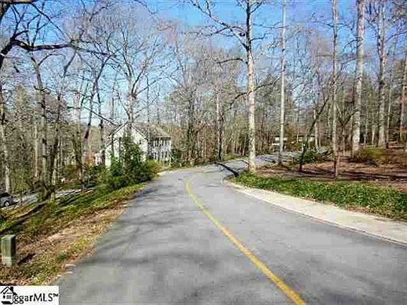 4th image of 113 Brookwood Dr