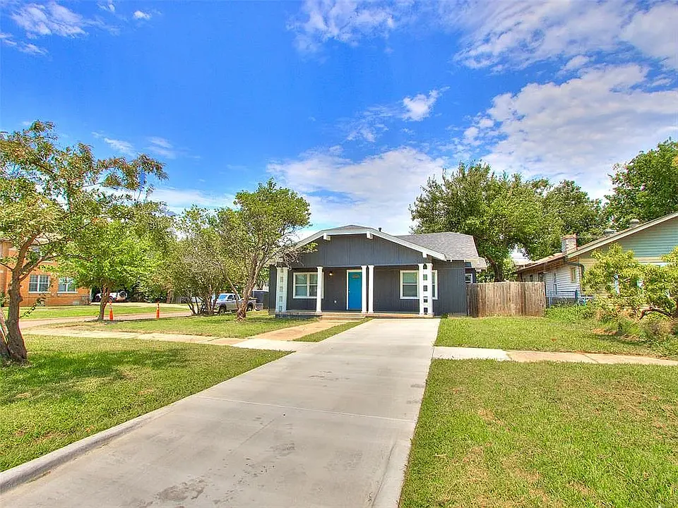 1629 NW 18th St