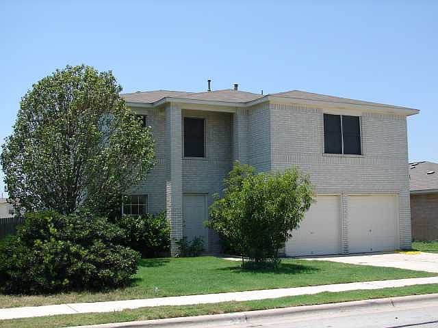 1st image of 1706 Willow Bluff Dr