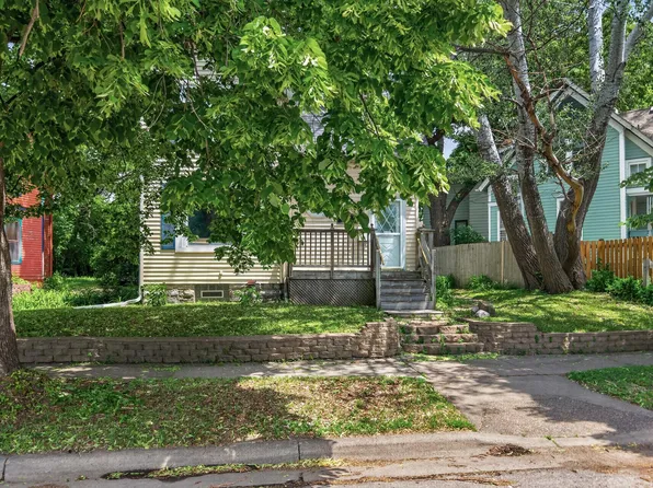 394 Dewey St, Saint Paul, MN 55104