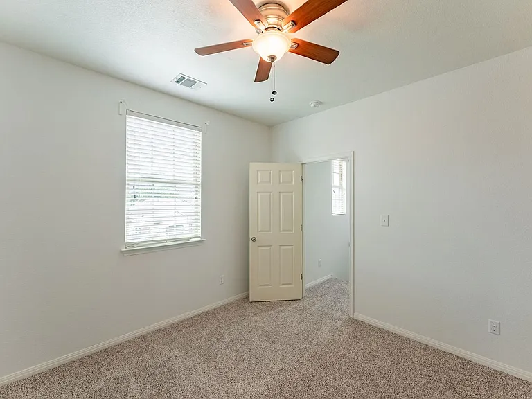 4514 Senda Ln — Photo 13