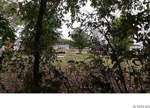 4th image of 18611 Bushyhead Dr