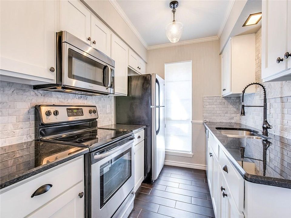 1st image of 7502 Woodthrush Dr #25