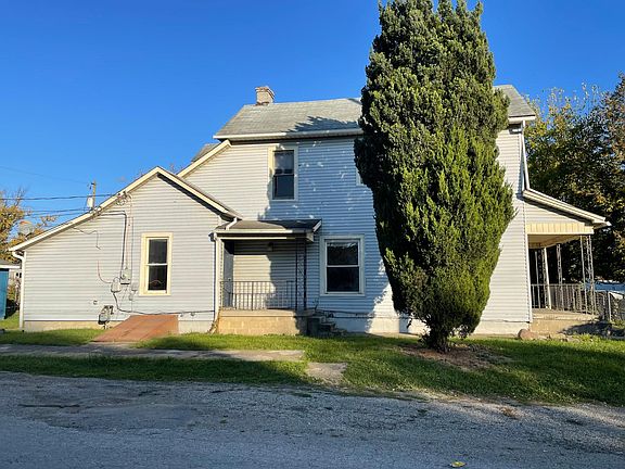3rd image of 644 E 3rd Ave