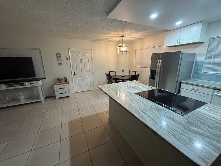 3300 Fox Chase Cir N #229 — Photo 10