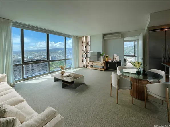 1200 Queen Emma St APT 3511, Honolulu, HI 96813