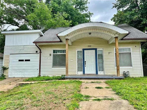 522 S 2nd St, Independence, KS 67301