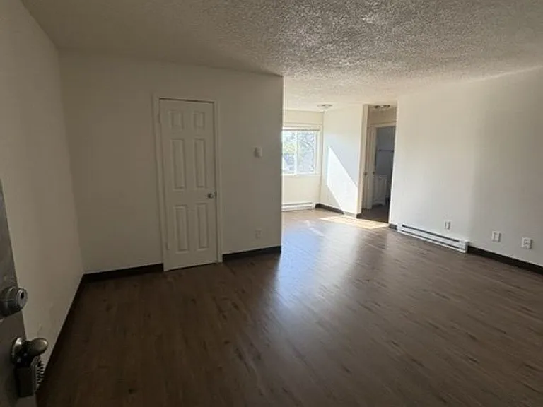 Enjoy Half Off May's Rent in a Prime Location! — Photo 5