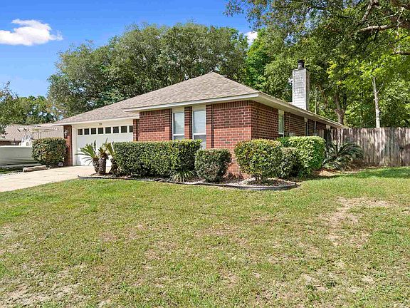 3rd image of 525 Ard Dr