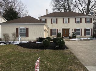 22707 Vine Ct, Rocky River, OH 44116