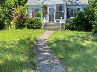 284 Battis Rd, Hamden, CT 06514