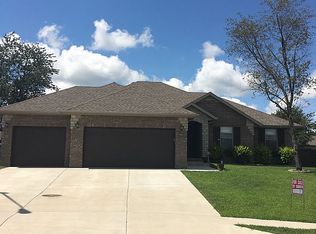 2601 W Chris Ct, Ozark, MO 65721