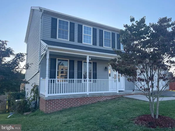 15935 Hosta Dr, Hagerstown, MD 21740