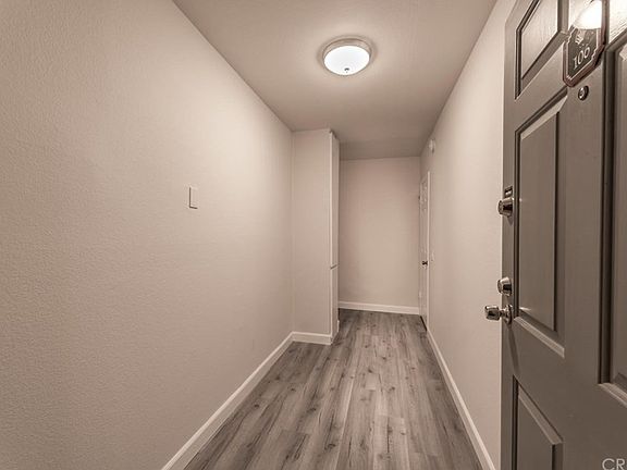 3rd image of 4829 Whitsett Ave APT 106