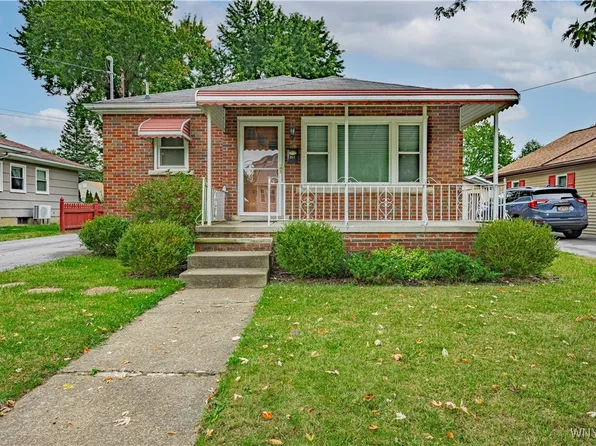 211 83rd St, Niagara Falls, NY 14304