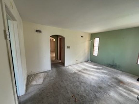 4th image of 4419 Grace St