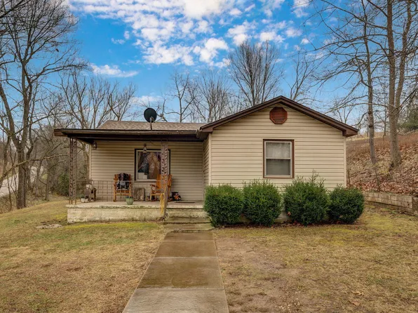 300 Lane Branch Road, Crane, MO 65633