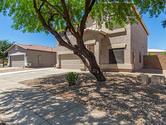 3rd image of 66 E SADDLE Way