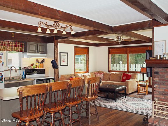 4th image of 14 Cotton Court