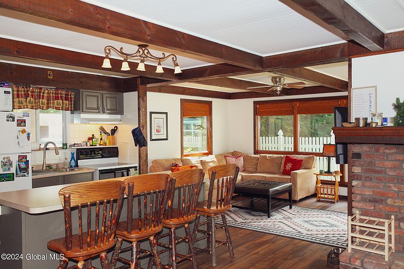 4th image of 14 Cotton Court