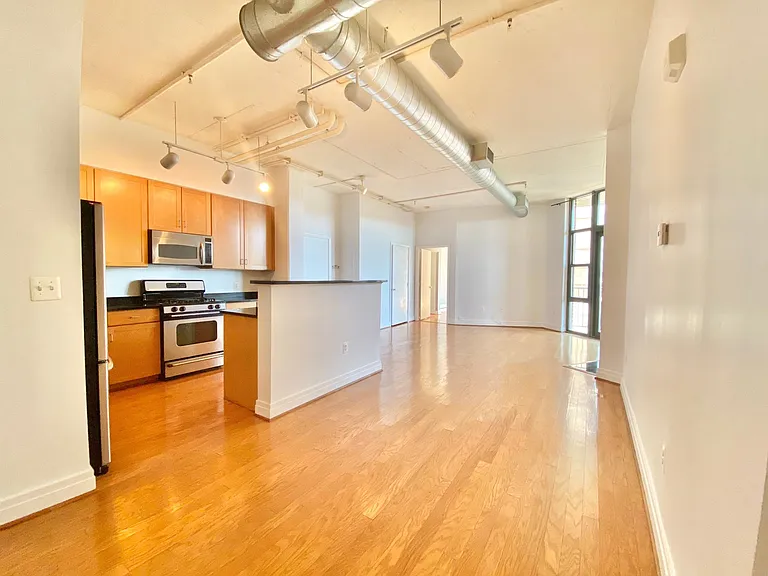 2020 12th St NW #611 — Photo 13