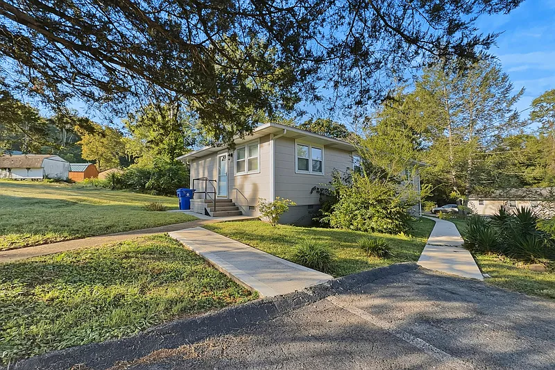 297 S Benedict Ave #295
