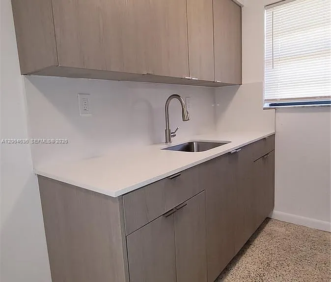 34 E 21st St #11 — Photo 2