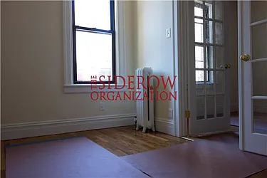 Rented by Siderow Residential Group