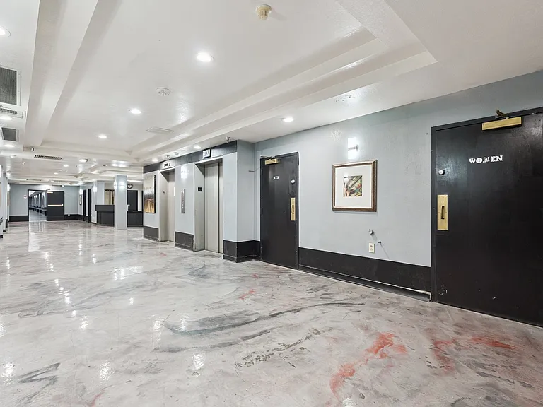Jubilee Residences — Photo 17