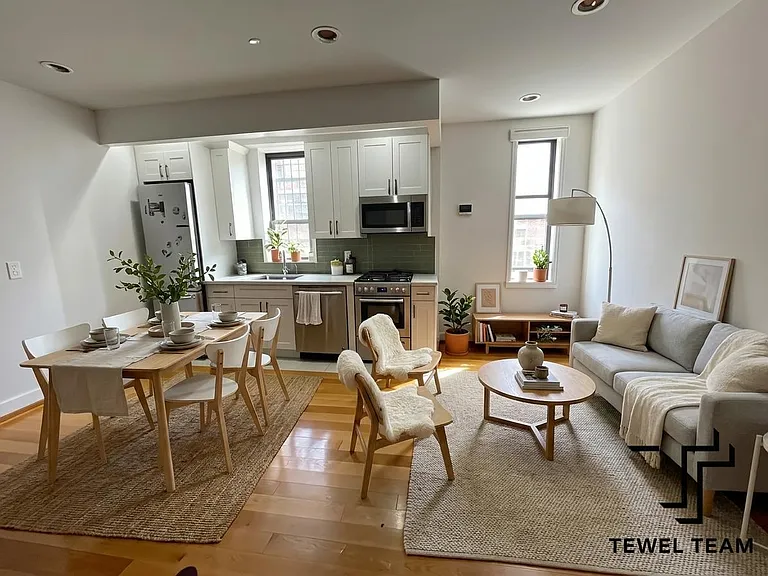 508 Manhattan Ave #2BB — Photo 2
