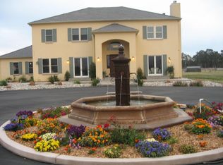 405 Spring Grove Rd, Hollister, CA 95023