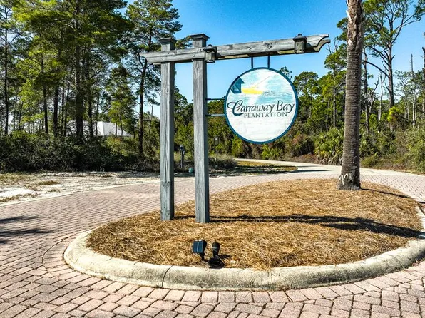 124 Plantation Dr, Carrabelle, FL 32322