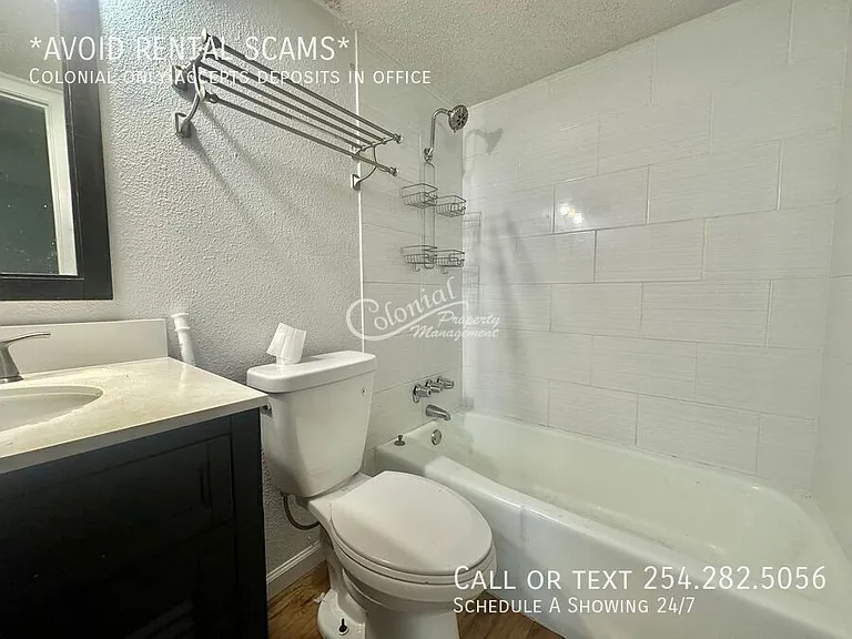2205 Muroc St #101 — Photo 9