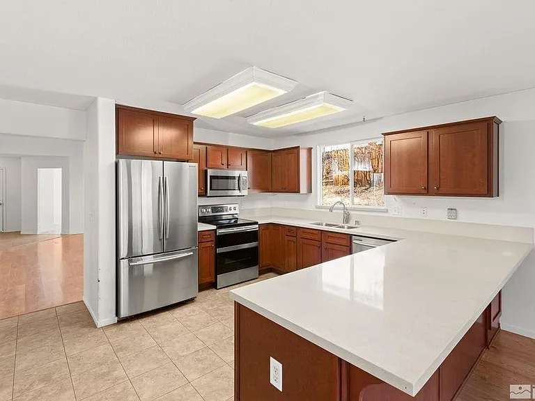 4073 Royal Sage Dr — Photo 8