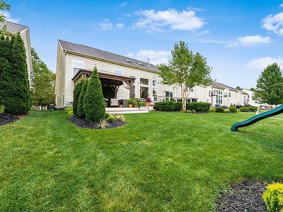 3rd image of 2785 Cordella St