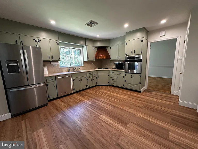 4 Smedley Dr — Photo 50